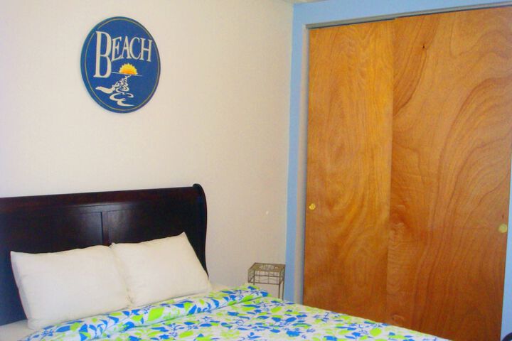 Room 4 of 26