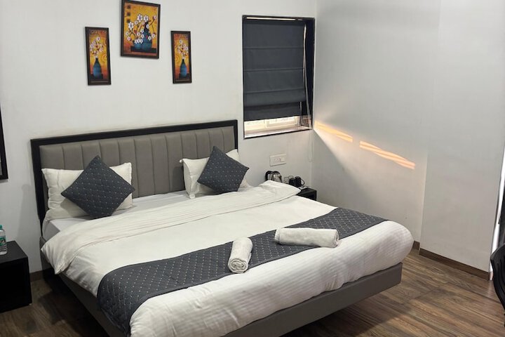 Room 13 of 41