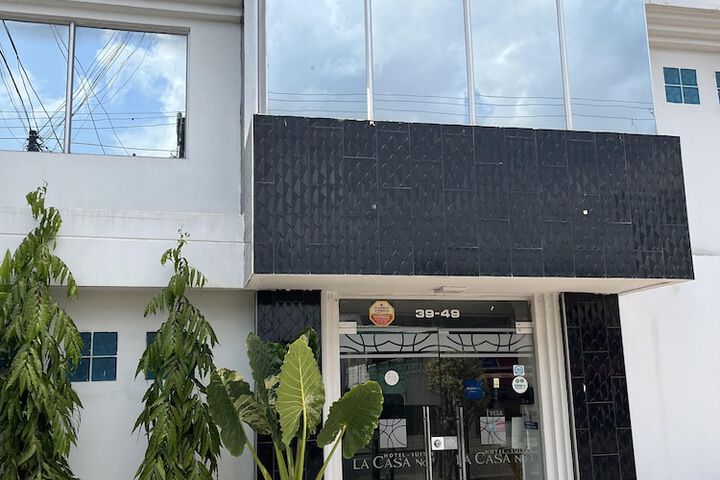 Photo of HOTEL LA CASA 3