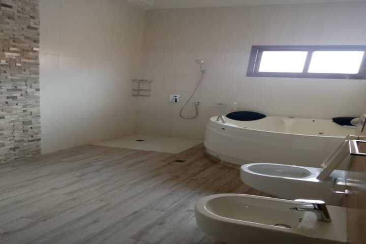 Room 20 of 24
