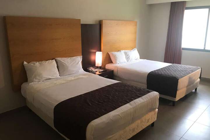 Room 7 of 37