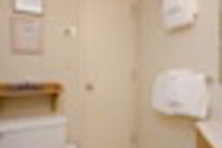 Room 128 of 144