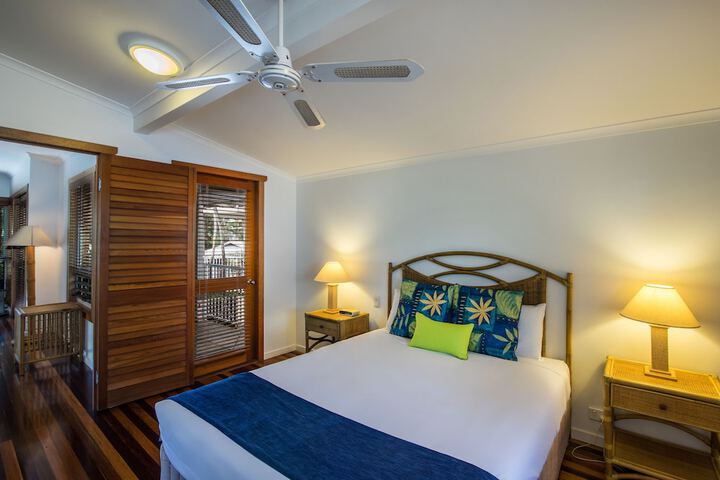 Room 6 of 207