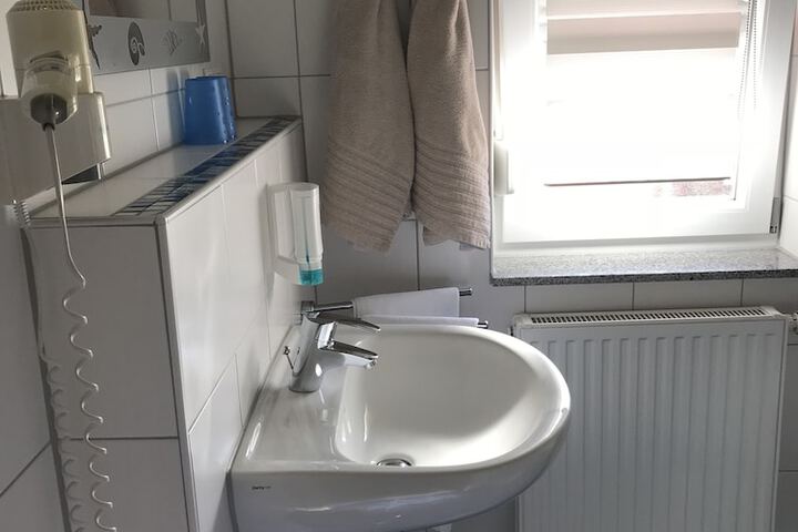 Room 54 of 63
