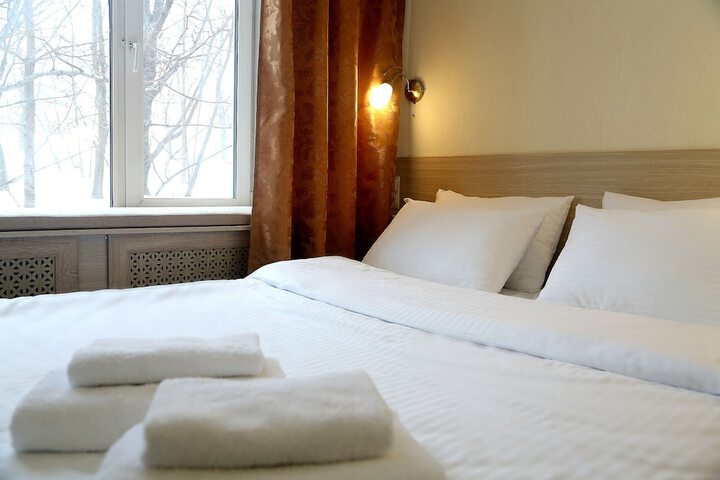 Room 2 of 17