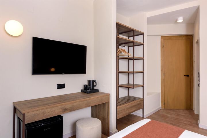 Room 30 of 123