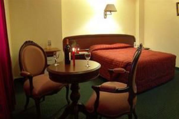 Room 20 of 29