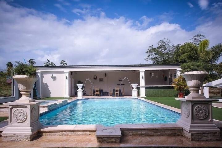 Pool 10 of 14