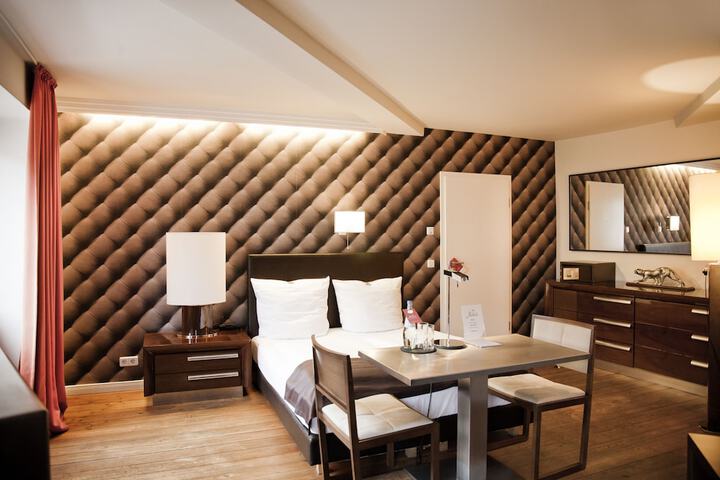 Room 40 of 82
