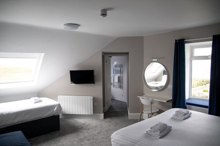 Room 35 of 88