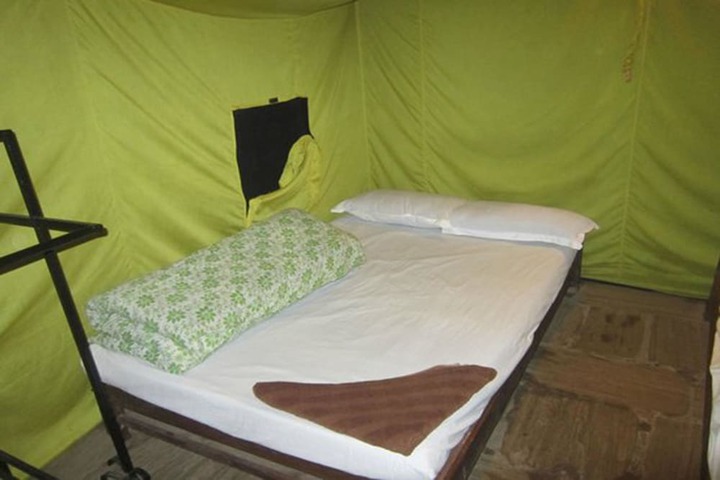 Room 4 of 47