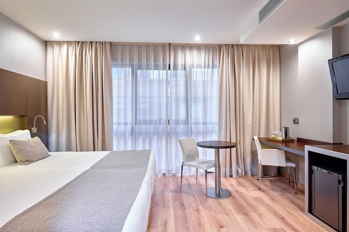 Room 25 of 81