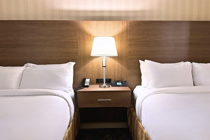 Room 7 of 113