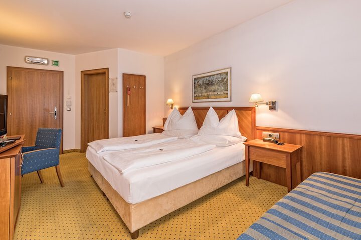Room 13 of 62