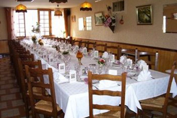 Ballroom/Hall 2 of 24