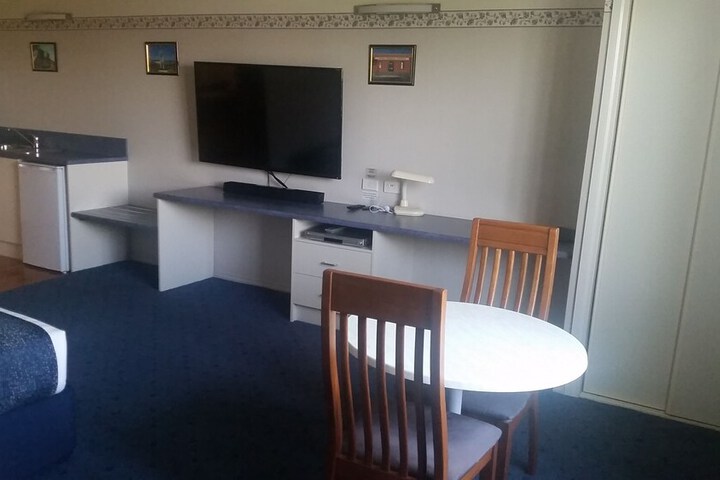 Room 16 of 26