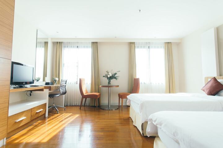 Room 10 of 110