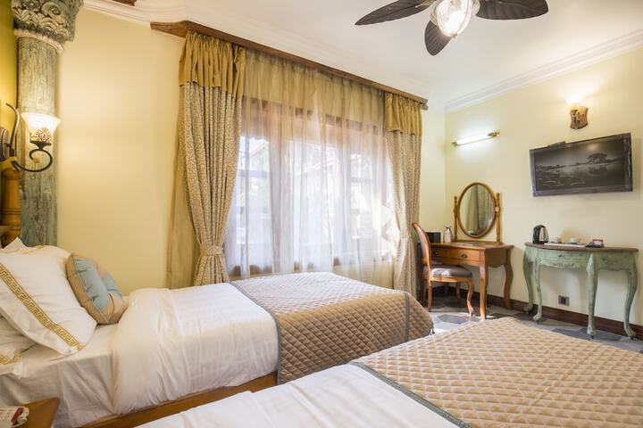 Room 20 of 63