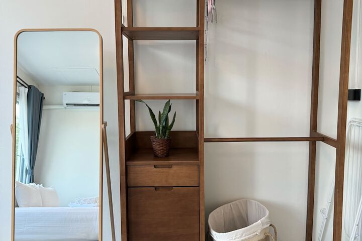 Room 61 of 272