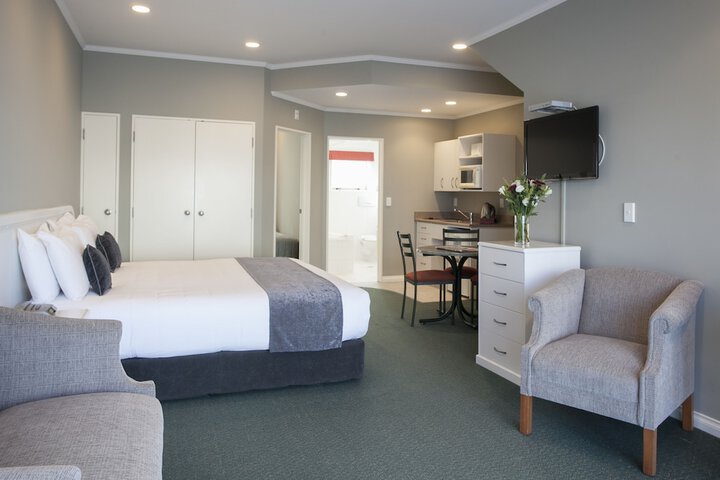 Room 13 of 53