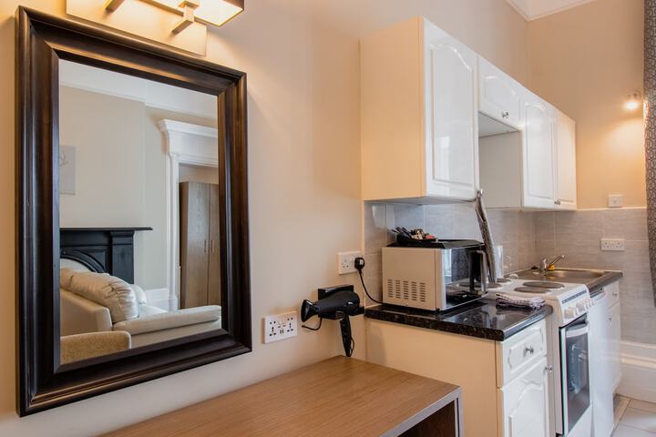 Private kitchenette