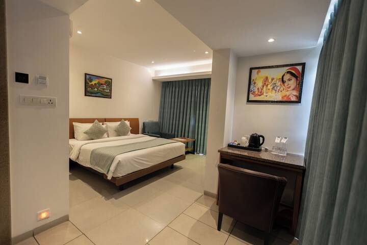 Room 26 of 61