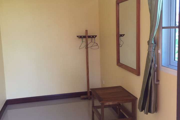 Room 57 of 95