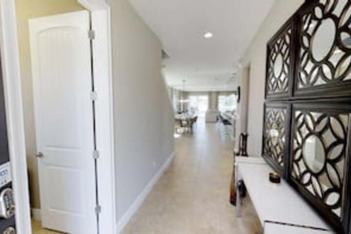 Ballroom/Hall 208 of 225