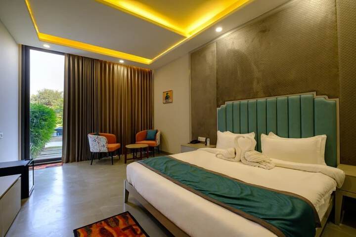 Room 16 of 81