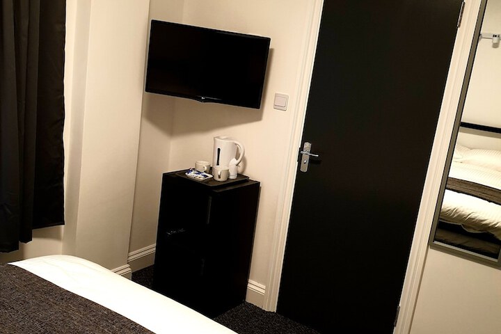 Room 7 of 39
