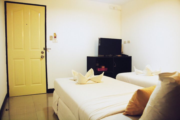 Room 19 of 44