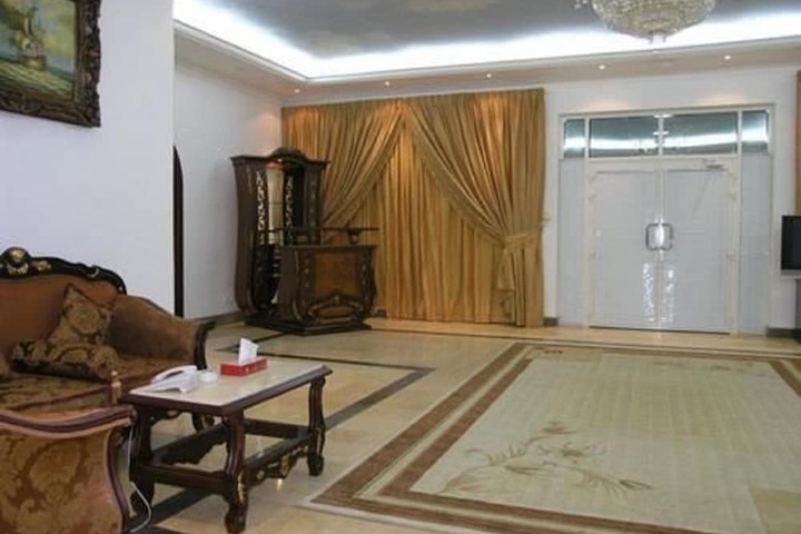 Room 28 of 45
