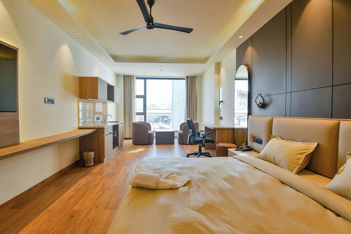 Room 20 of 29