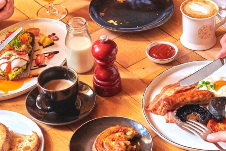Breakfast/Coffee Service 63 of 75