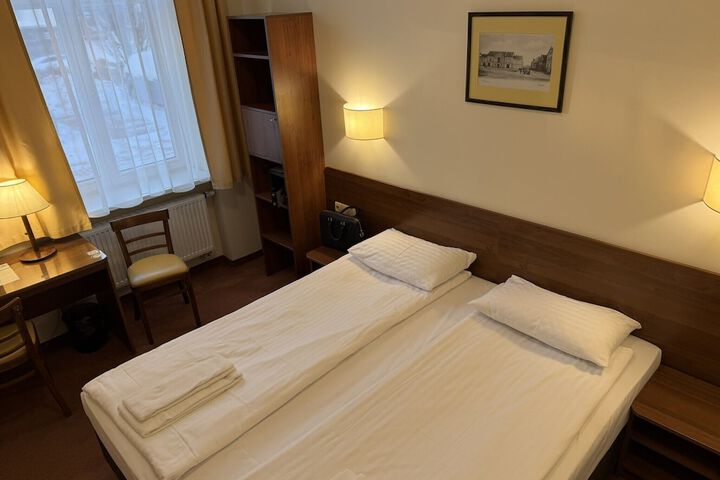 Room 26 of 64