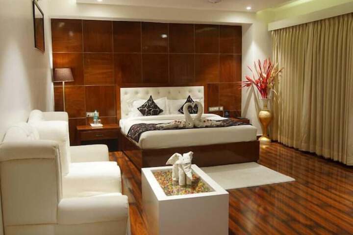Room 14 of 23