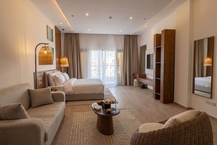 Room 45 of 146