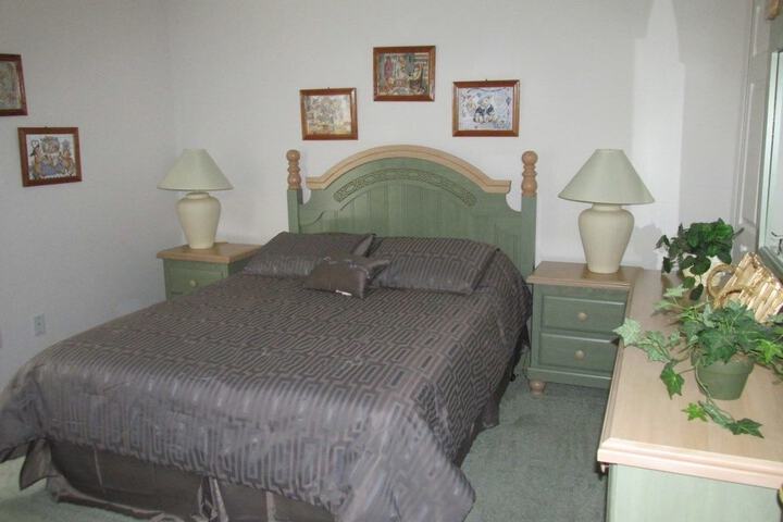 Room 3 of 18