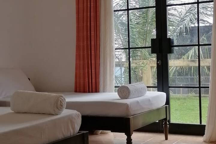 Room 12 of 95