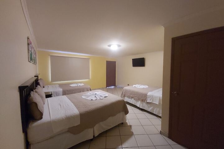 Room 16 of 37