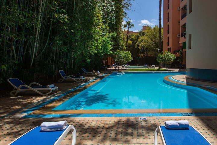 Pool Hotel
