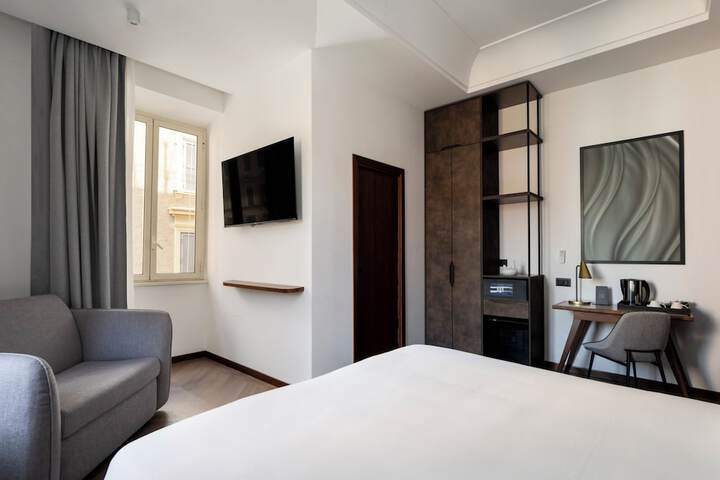 Room 14 of 20