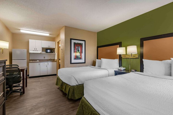 Studio 2 Double Beds (3 of 6)