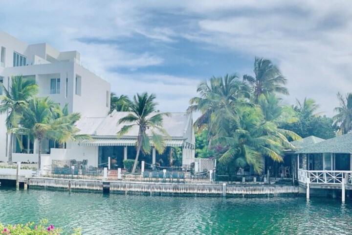 Hotel 50 of 56