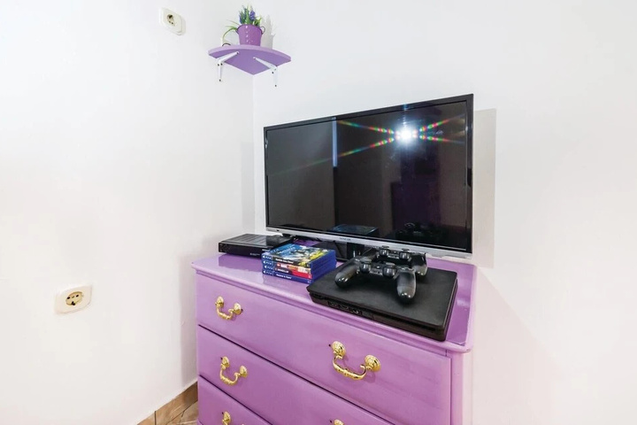 Room 3 of 31