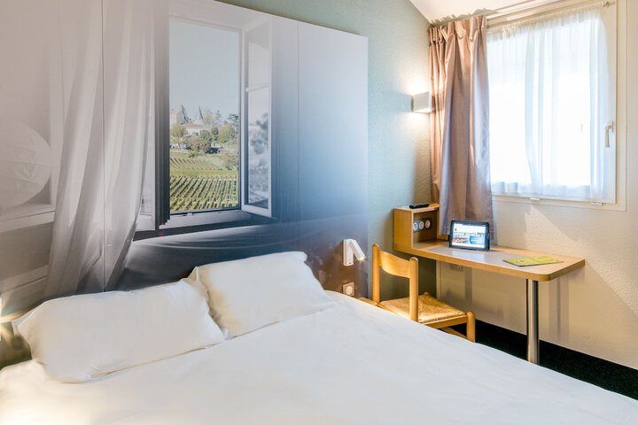 Room 7 of 53
