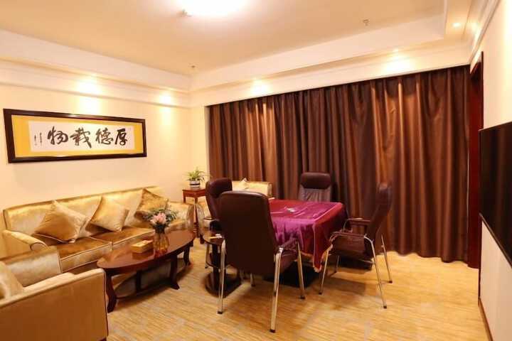 Room 36 of 52