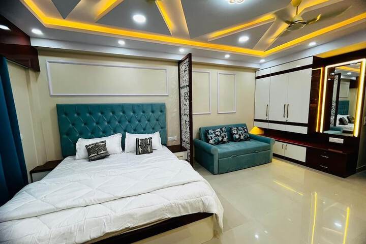 Room 25 of 44