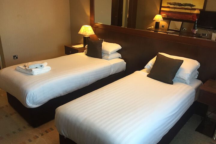Room 16 of 71