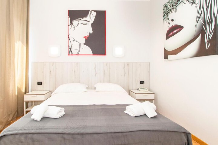 Room 14 of 52